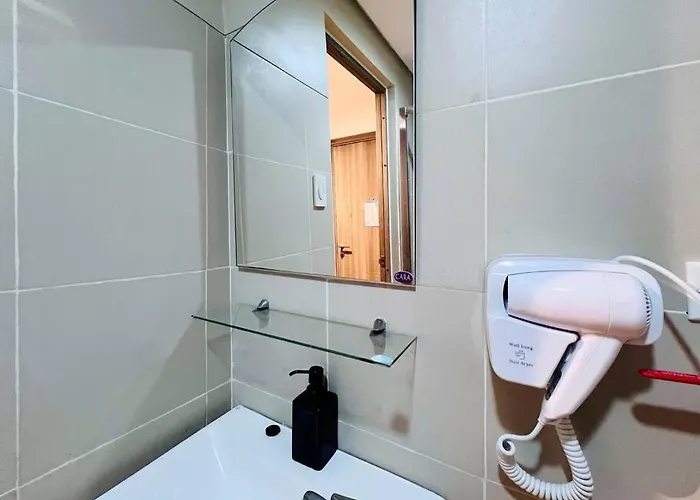 Citispace 1br Condotel At Fame Residences #fm19a Manila